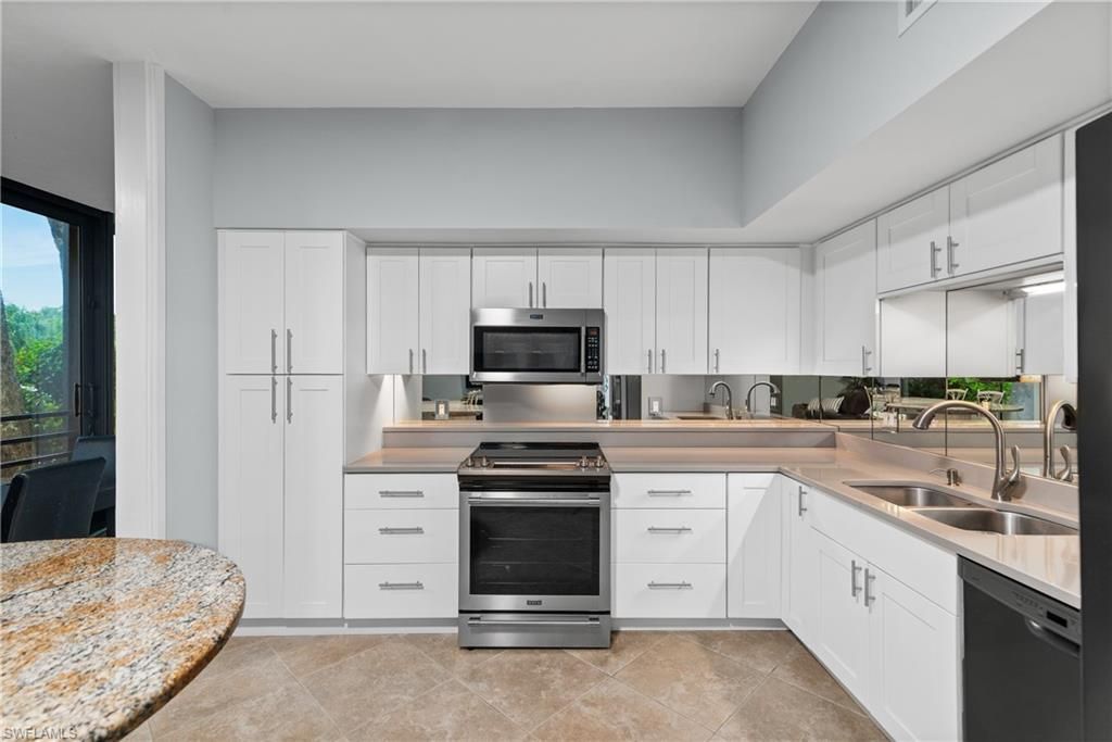5555 Heron Point Drive, Unit 101, Naples, FL 34108 Photo