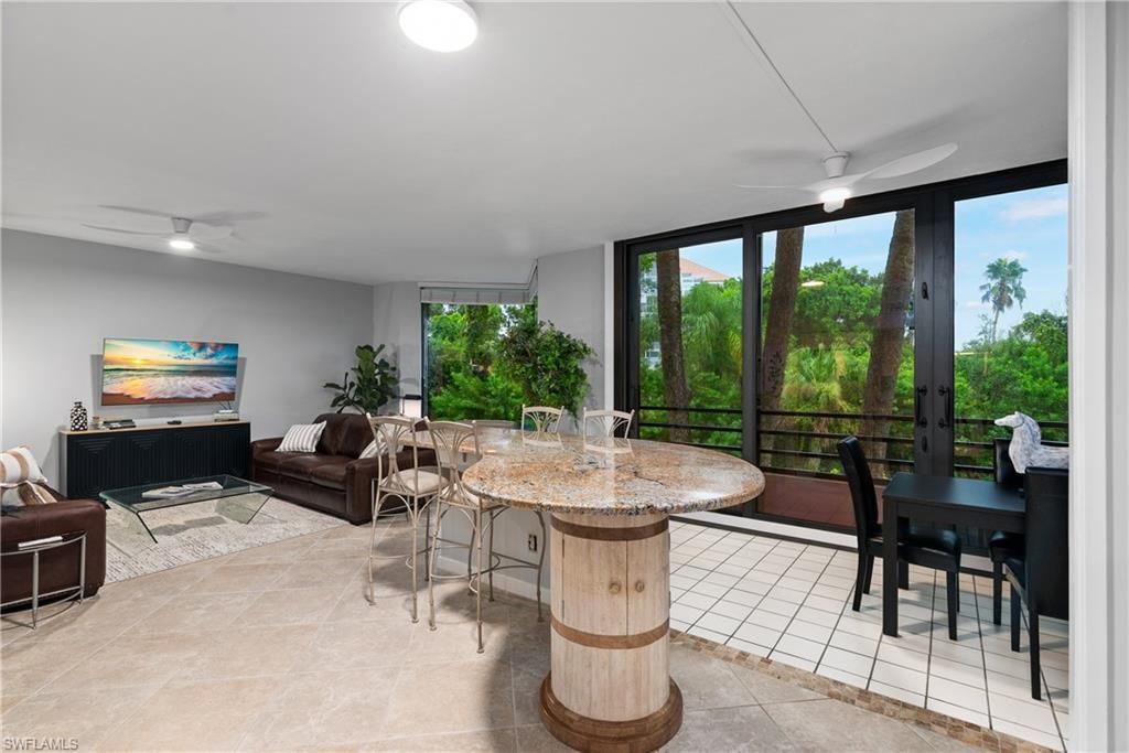 5555 Heron Point Drive, Unit 101, Naples, FL 34108 Photo