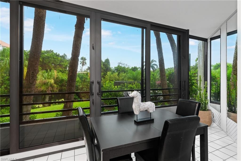5555 Heron Point Drive, Unit 101, Naples, FL 34108 Photo