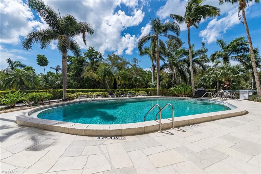 5555 Heron Point Drive, Unit 101, Naples, FL 34108 Photo