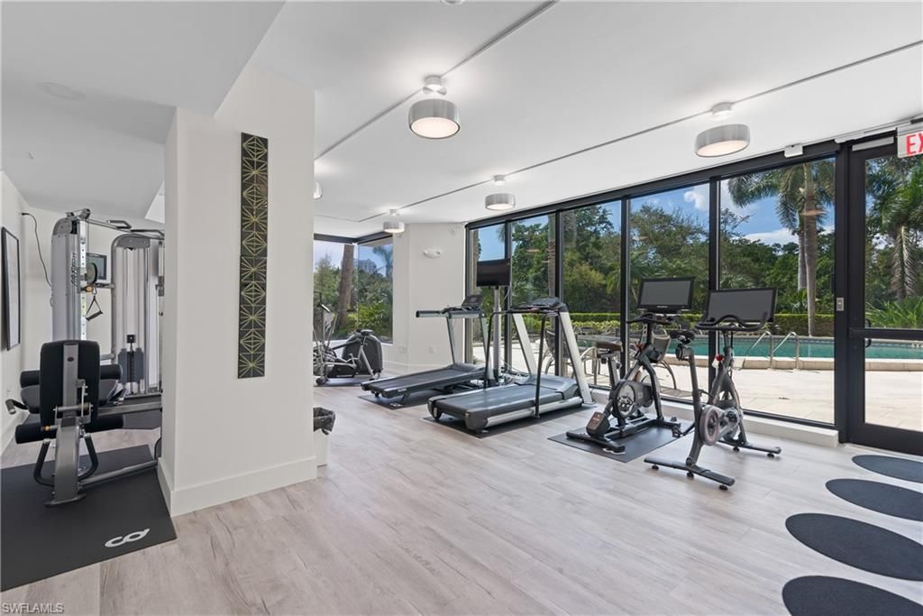 5555 Heron Point Drive, Unit 101, Naples, FL 34108 Photo