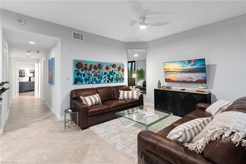 5555 Heron Point Drive, Unit 101, Naples, FL 34108 Photo