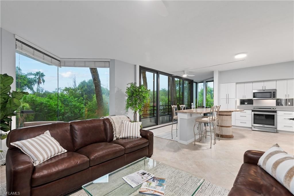 5555 Heron Point Drive, Unit 101, Naples, FL 34108 Photo