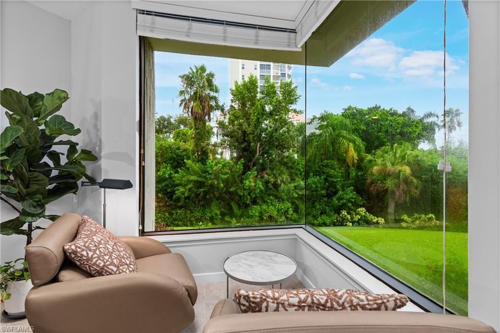 5555 Heron Point Drive, Unit 101, Naples, FL 34108 Photo