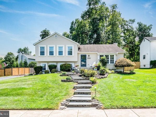 15203 PHILIP LEE ROAD, CHANTILLY, VA 20151