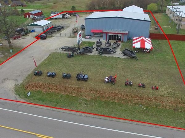 27067 Highway 5, Lebanon, MO 65536