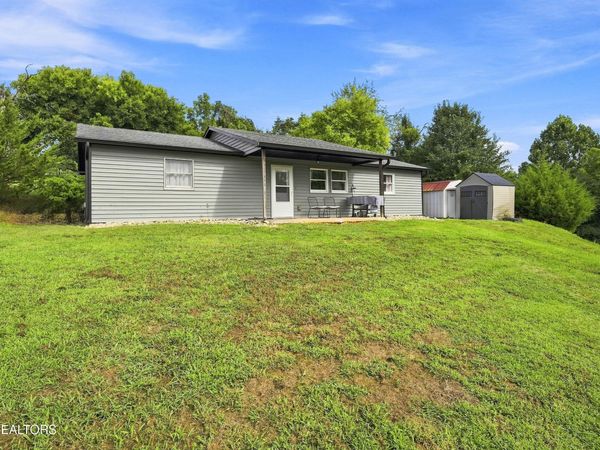 420 Hayes Drive, Kodak, TN 37764