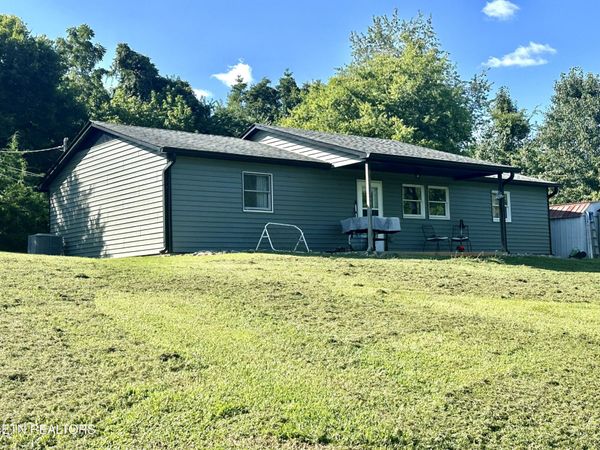 420 Hayes Drive, Kodak, TN 37764