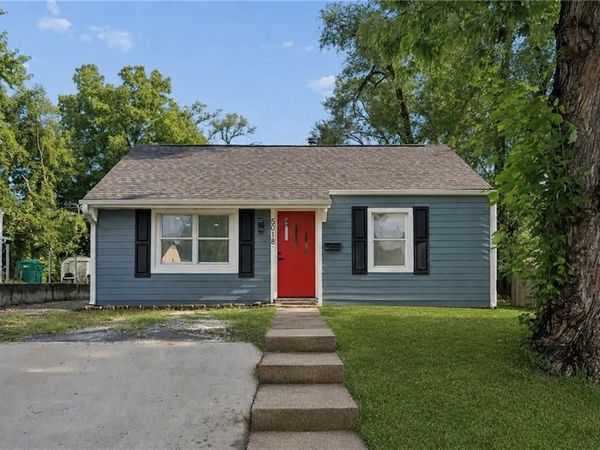 5018 Locust Avenue, Kansas City, KS 66106