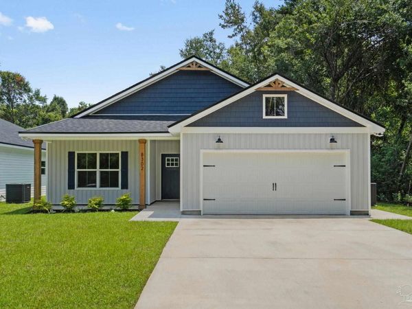 8310 Vickie St, Pensacola, FL 32514