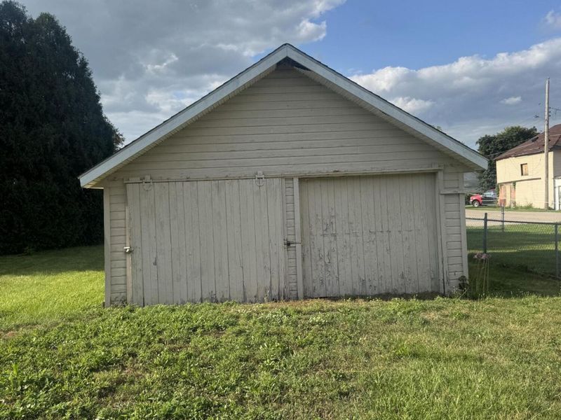 122 W Clay Street, Sidney, OH 45365 Photo 3