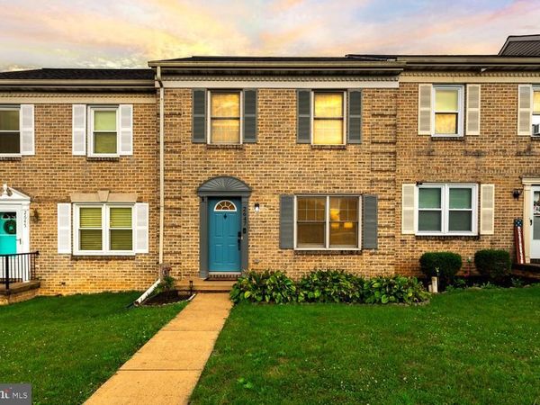2647 NORTHFIELD DRIVE, EAST PETERSBURG, PA 17520