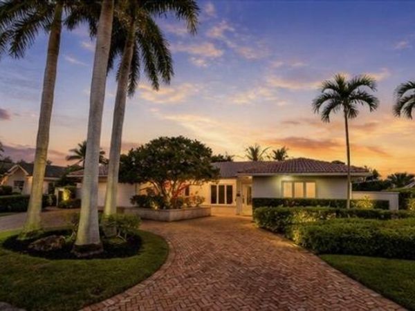 4220 NE 26TH Avenue, Lighthouse Point, FL 33064