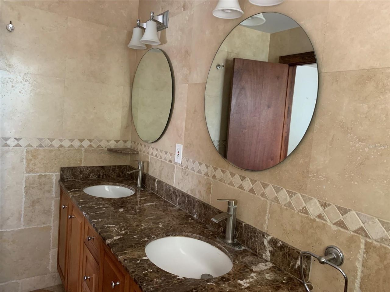 2436 Waldemere Street, Sarasota, FL 34239 Photo