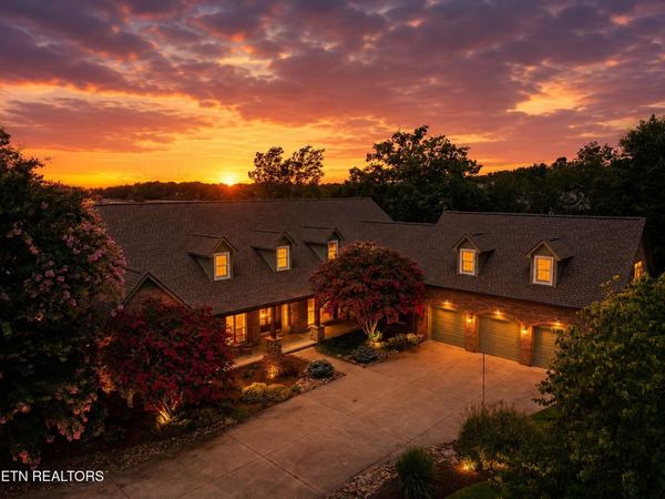 16 Milnor Circle, Crossville, TN 38558