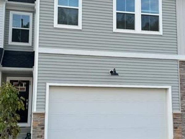 60 FOUR LEAF DRIVE , DOWNINGTOWN, PA 19335