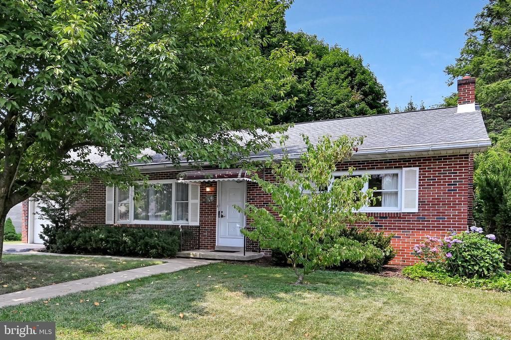 176 WERNERSVILLE, WERNERSVILLE, PA 19565