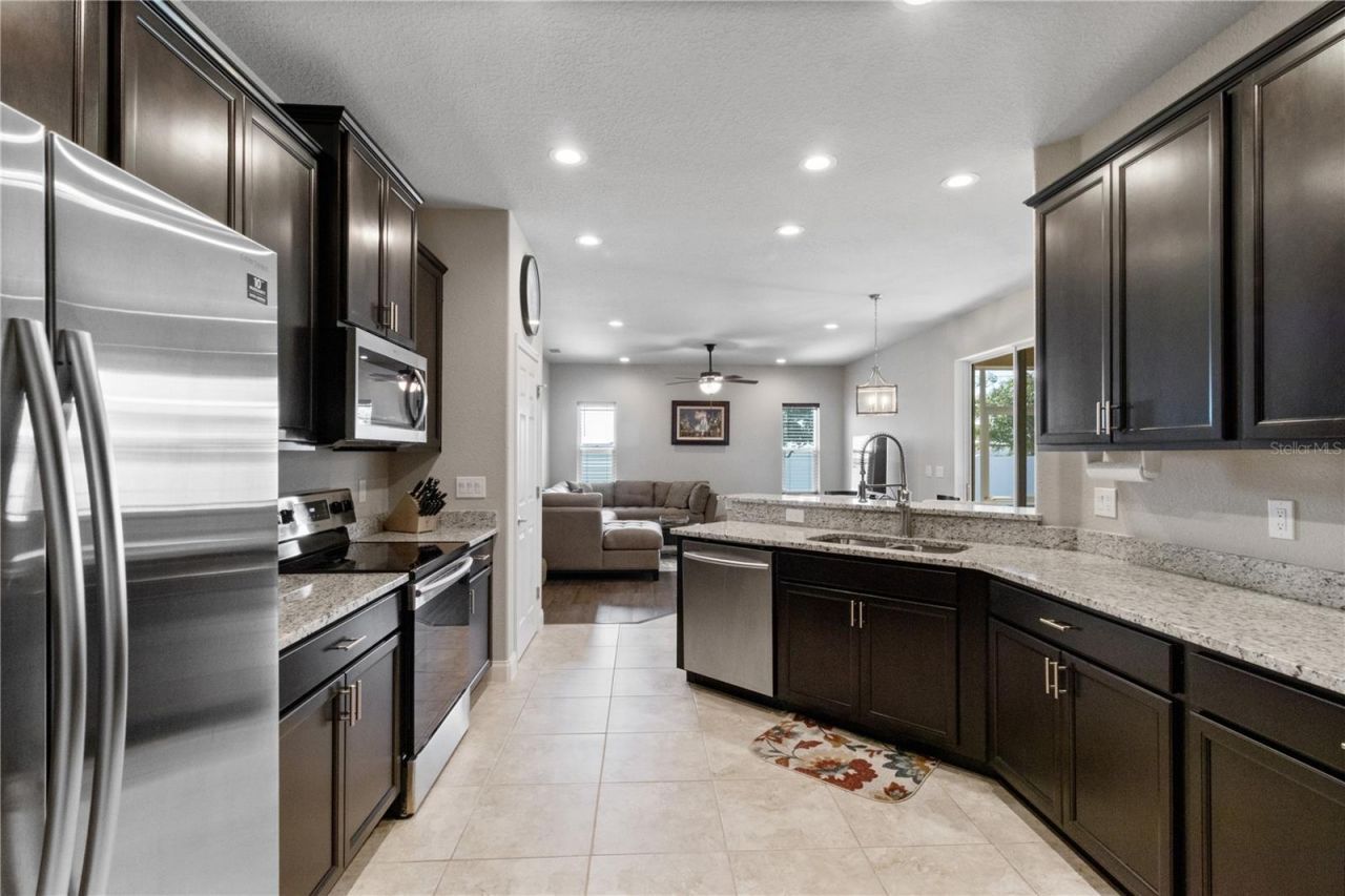 117 Walkers Point Drive, Auburndale, FL 33823 Photo