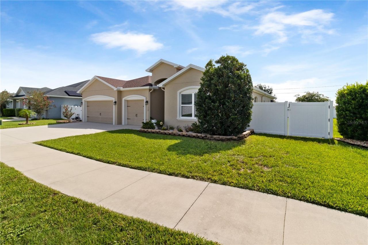 117 Walkers Point Drive, Auburndale, FL 33823 Photo