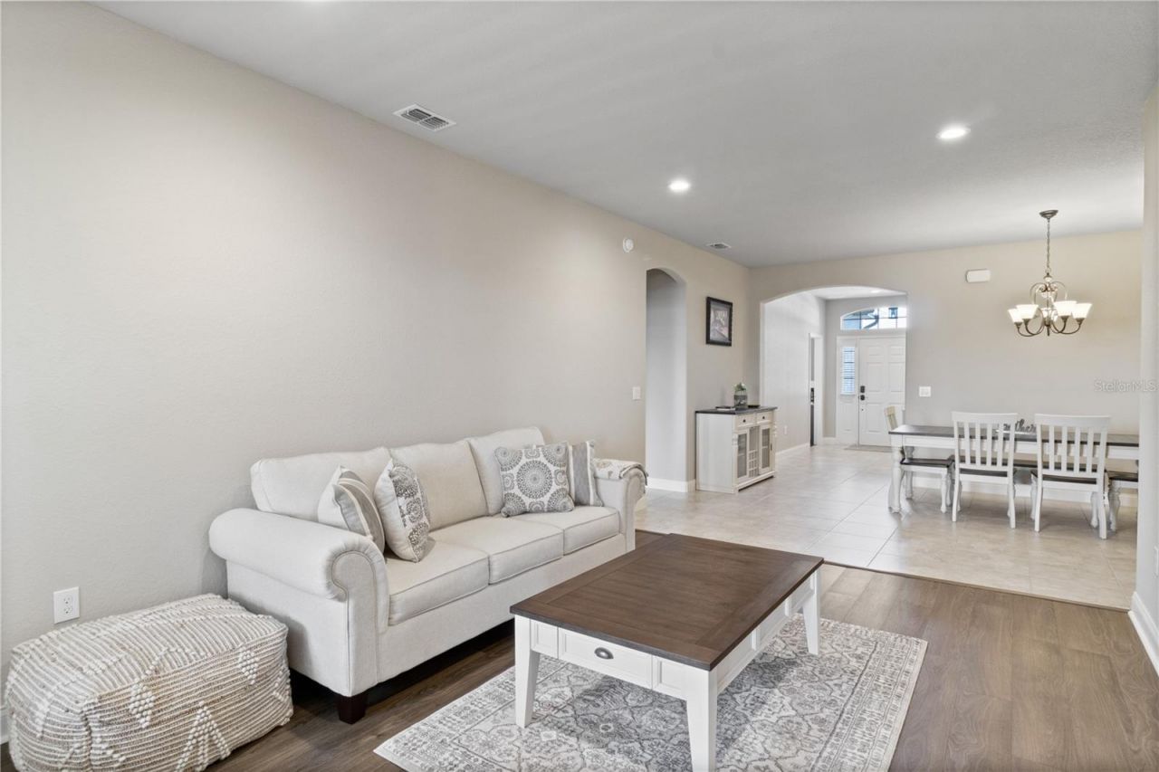 117 Walkers Point Drive, Auburndale, FL 33823 Photo