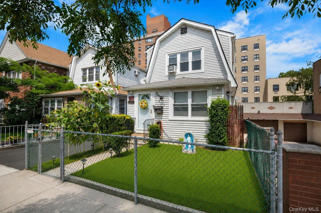 1736 Parkview Avenue , Bronx, NY 10461 Main Photo
