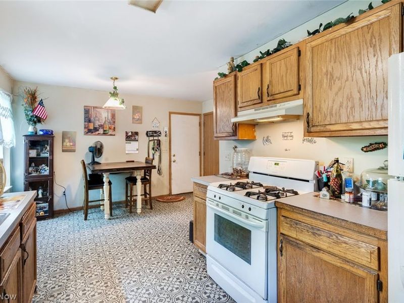 1724 Overland Avenue, Youngstown, OH 44511 Photo 5