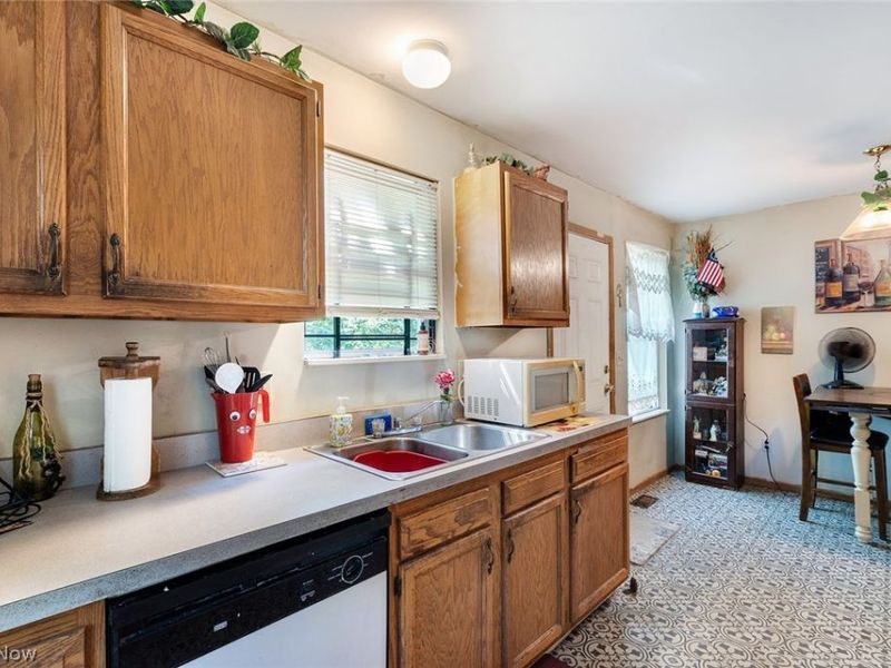 1724 Overland Avenue, Youngstown, OH 44511 Photo 6