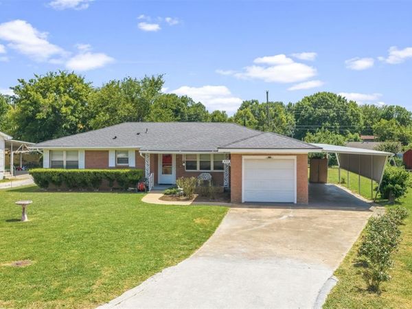 829 W 22nd Street, Ada, OK 74820