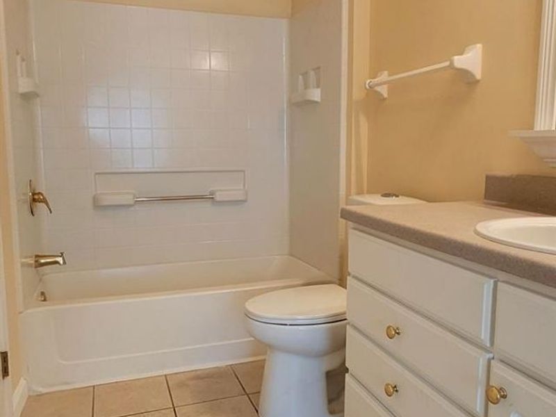 9168 Yarmouth Drive, Unit B, Deerfield Twp., OH 45140 Photo 17