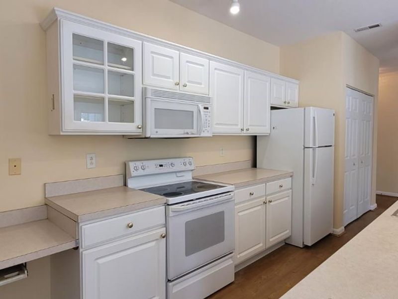9168 Yarmouth Drive, Unit B, Deerfield Twp., OH 45140 Photo 5