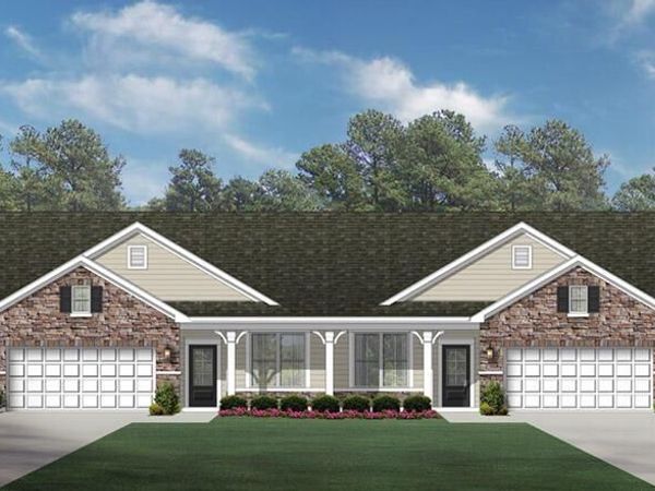 636 Cadence CIRCLE, Lake Geneva, WI 53147