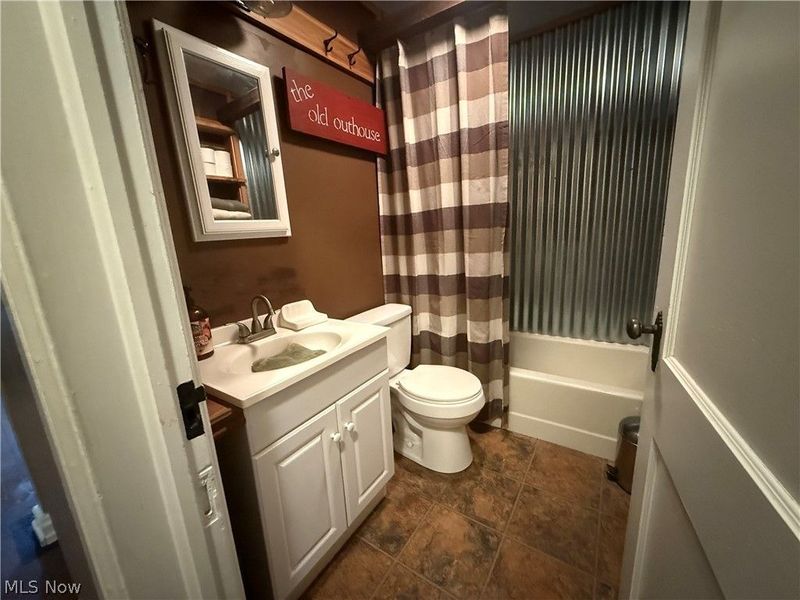 4061 Glenn Highway, Cambridge, OH 43725 Photo 21