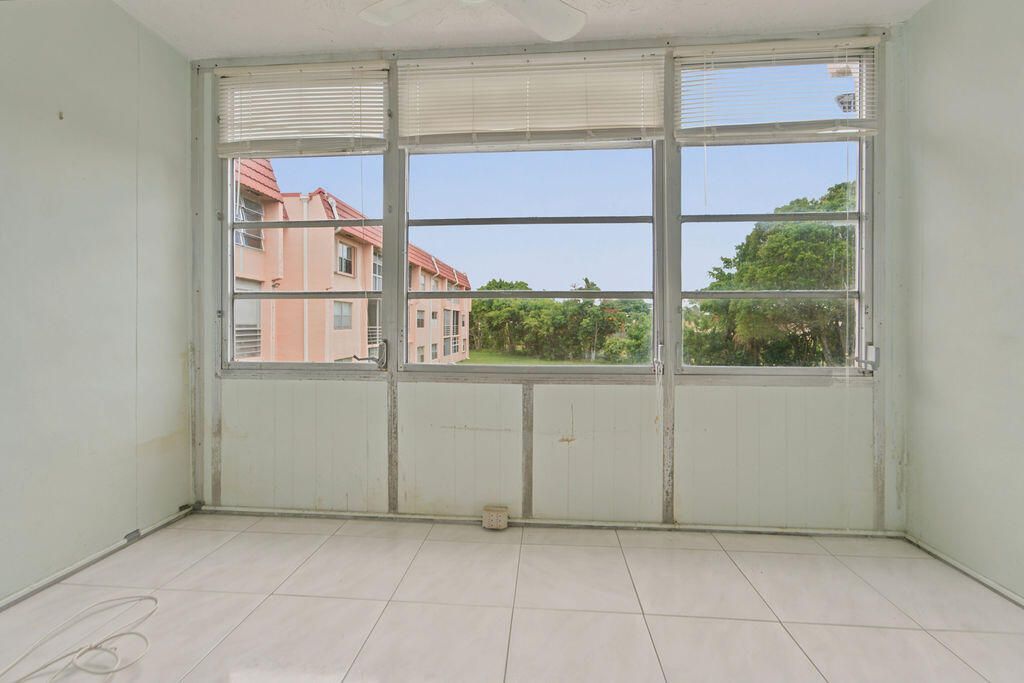 9641 Sunrise Lakes Boulevard, Unit 208, Sunrise, FL 33322 Photo