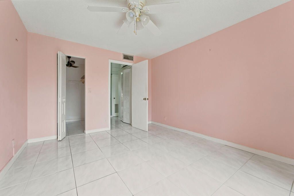 9641 Sunrise Lakes Boulevard, Unit 208, Sunrise, FL 33322 Photo