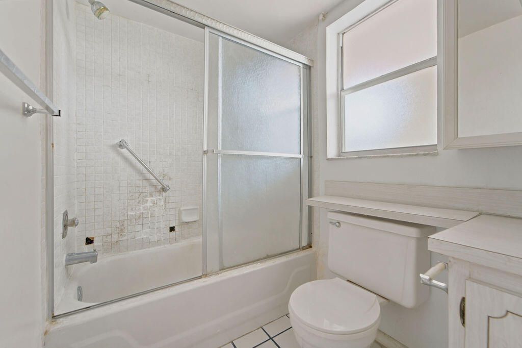 9641 Sunrise Lakes Boulevard, Unit 208, Sunrise, FL 33322 Photo