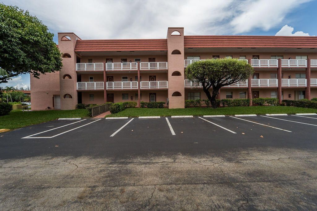 9641 Sunrise Lakes Boulevard, Unit 208, Sunrise, FL 33322 Photo