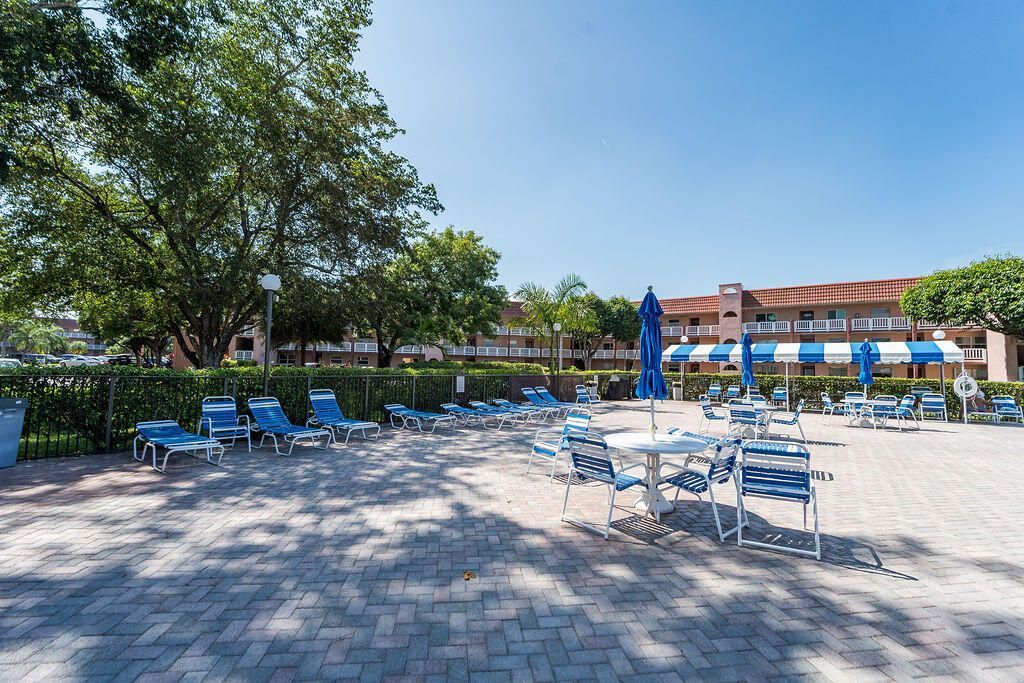 9641 Sunrise Lakes Boulevard, Unit 208, Sunrise, FL 33322 Photo