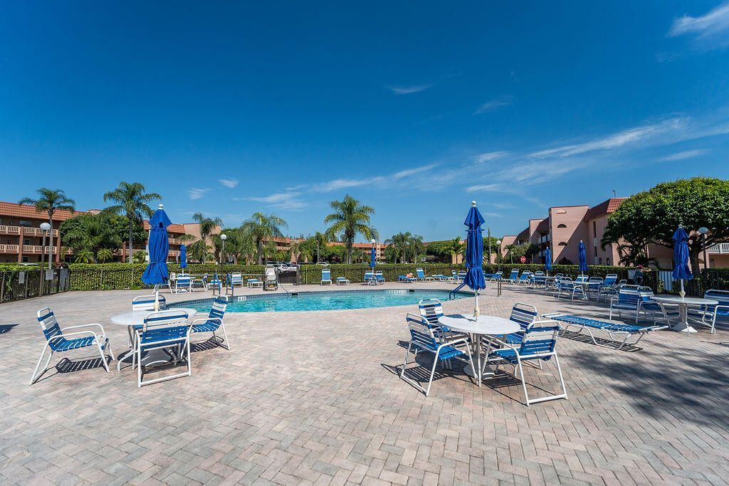 9641 Sunrise Lakes Boulevard, Unit 208, Sunrise, FL 33322 Photo