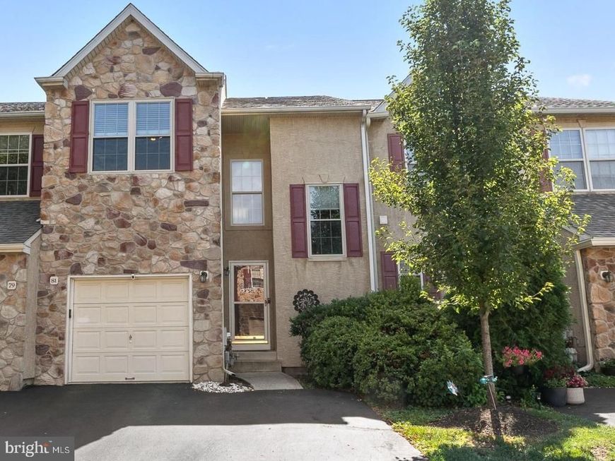 81 Chadwick Circle, Eagleville, PA 19403 Main Photo