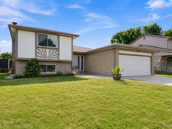 1346 Shaker Drive , Troy, Mi 48083