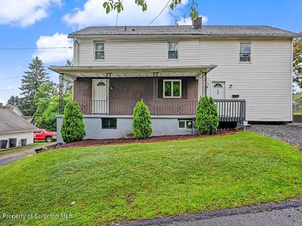 1037 Seneca Street, Scranton, PA 18508