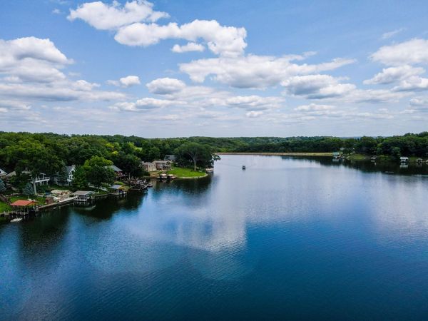 36 Barbados Drive , Putnam, IL 61560