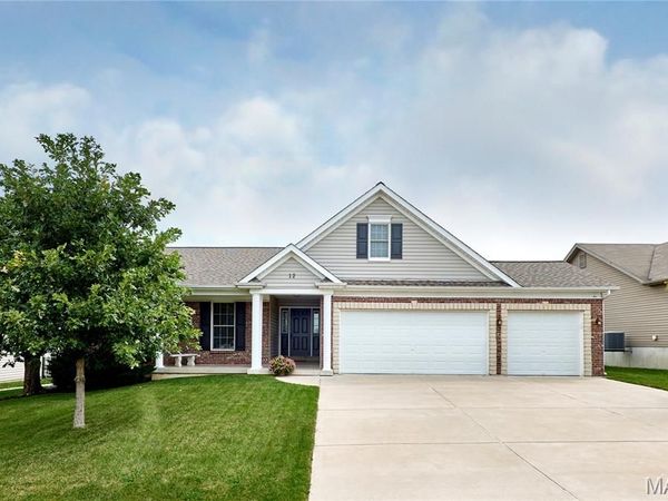 12 Shady River Court, O'Fallon, MO 63366