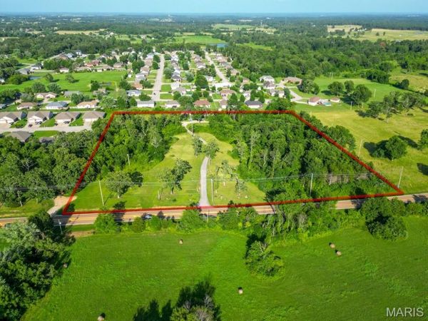 2920 S Jefferson Avenue , Lebanon, MO 65536