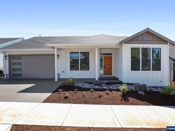 134 Rainier Dr SE, Salem, OR 97306