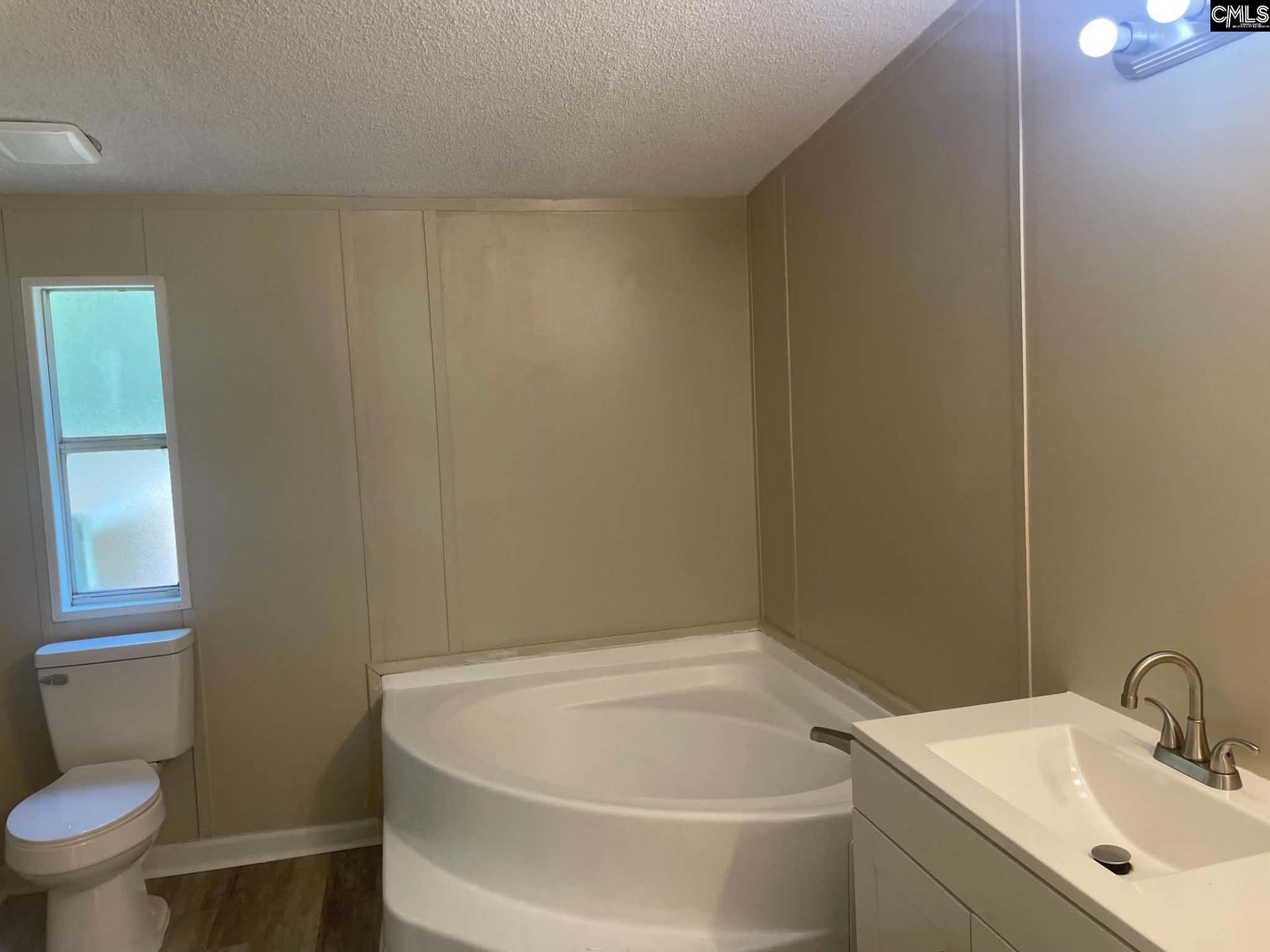 133 Silver Oak Lane Photo 7