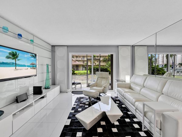2600 Diana Drive, Unit 121, Hallandale Beach, FL 33009