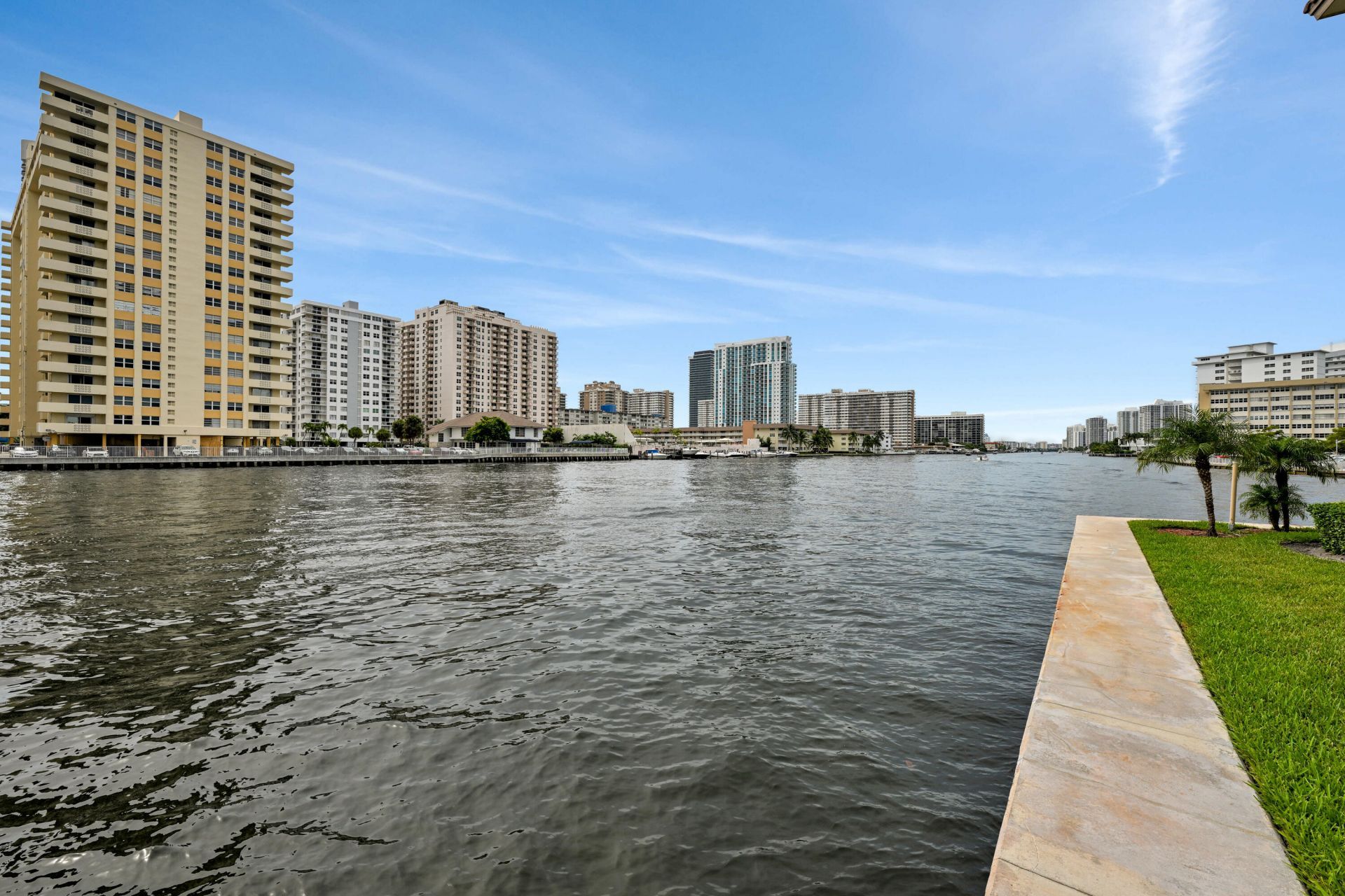 2600 Diana Drive, Unit 121, Hallandale Beach, FL 33009 Photo