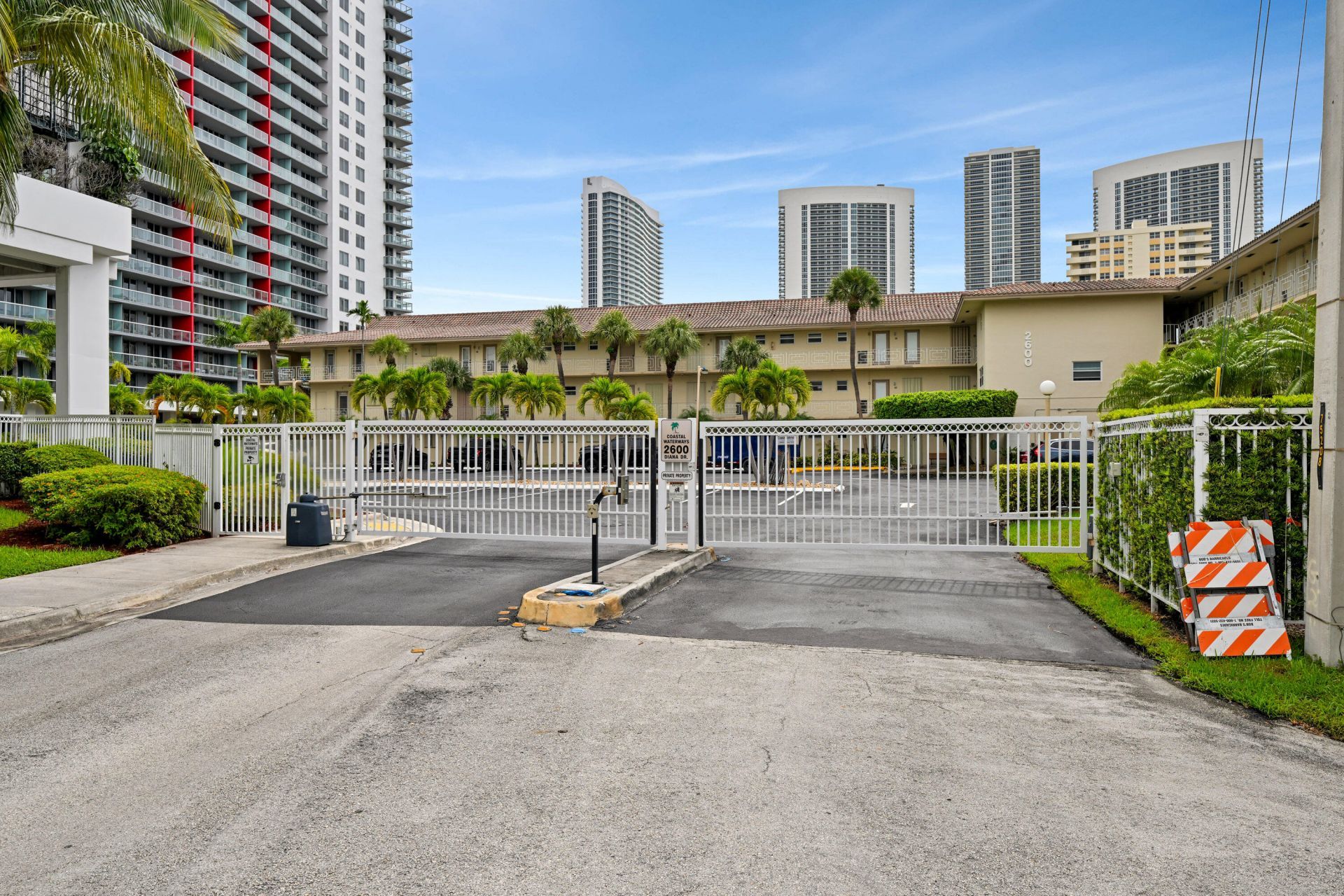 2600 Diana Drive, Unit 121, Hallandale Beach, FL 33009 Photo