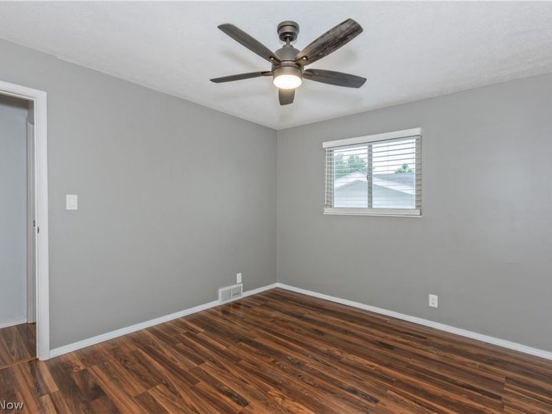 1174 Giesse Drive, Mayfield Heights, OH 44124 Photo 16
